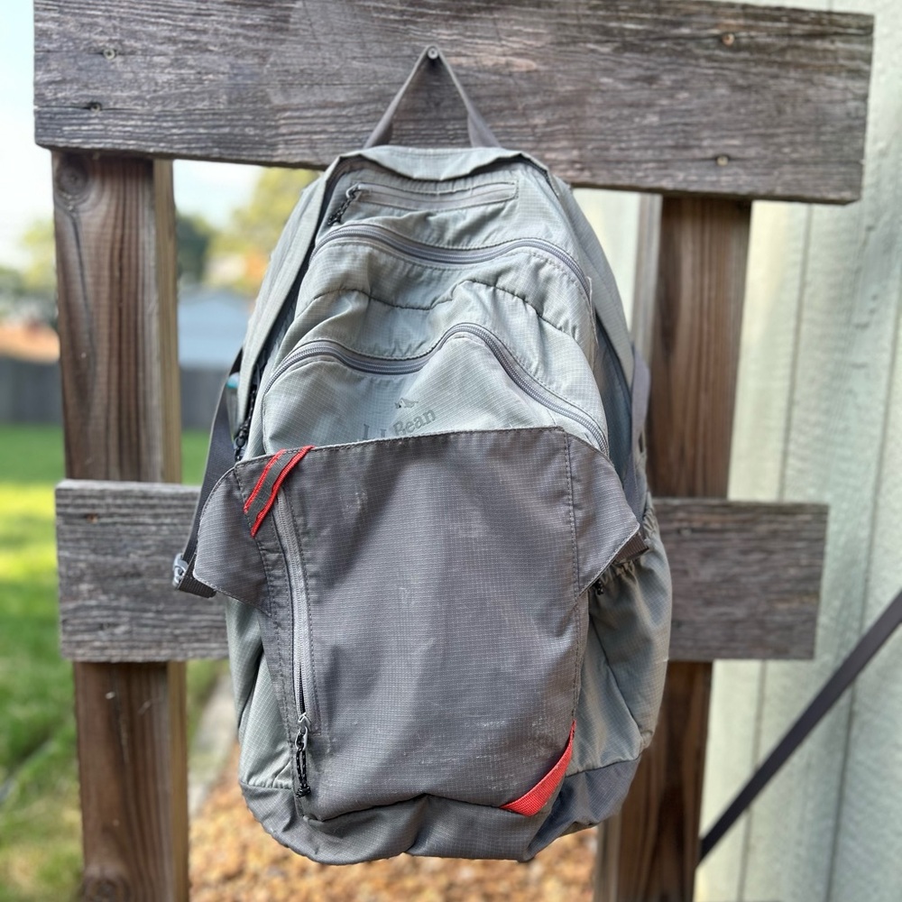LL Bean Comfort Carry Portable Locker Backpack 42 L